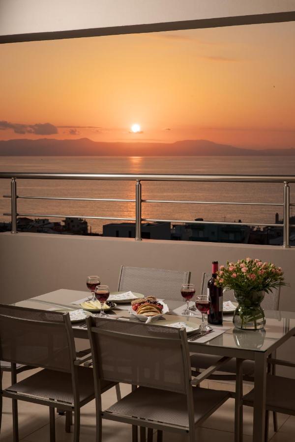 Overview Chania With Sea View And Amazing Sunset Exteriér fotografie