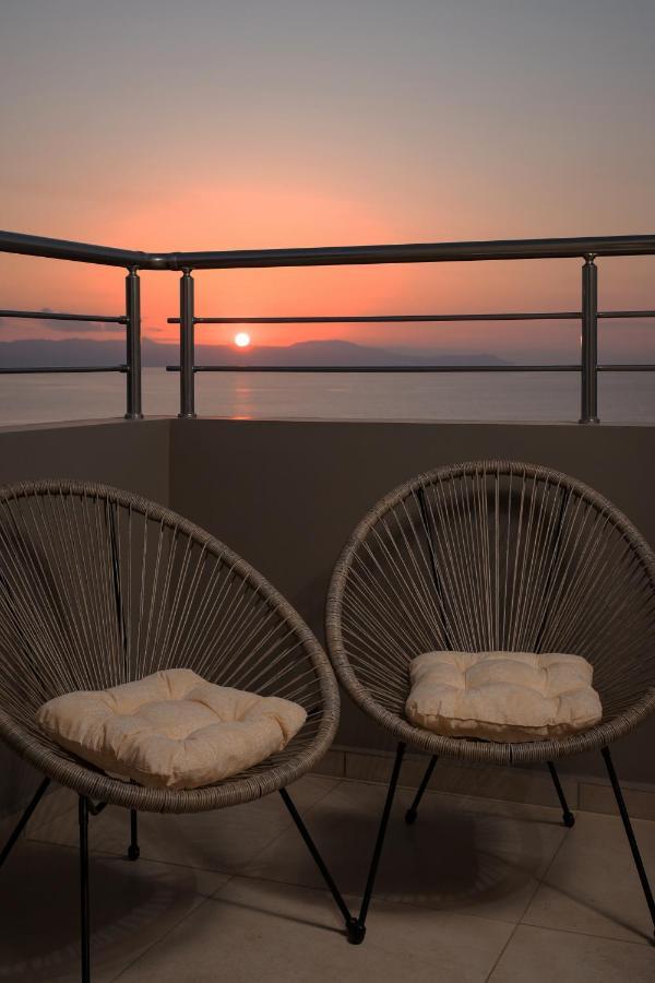 Overview Chania With Sea View And Amazing Sunset Exteriér fotografie