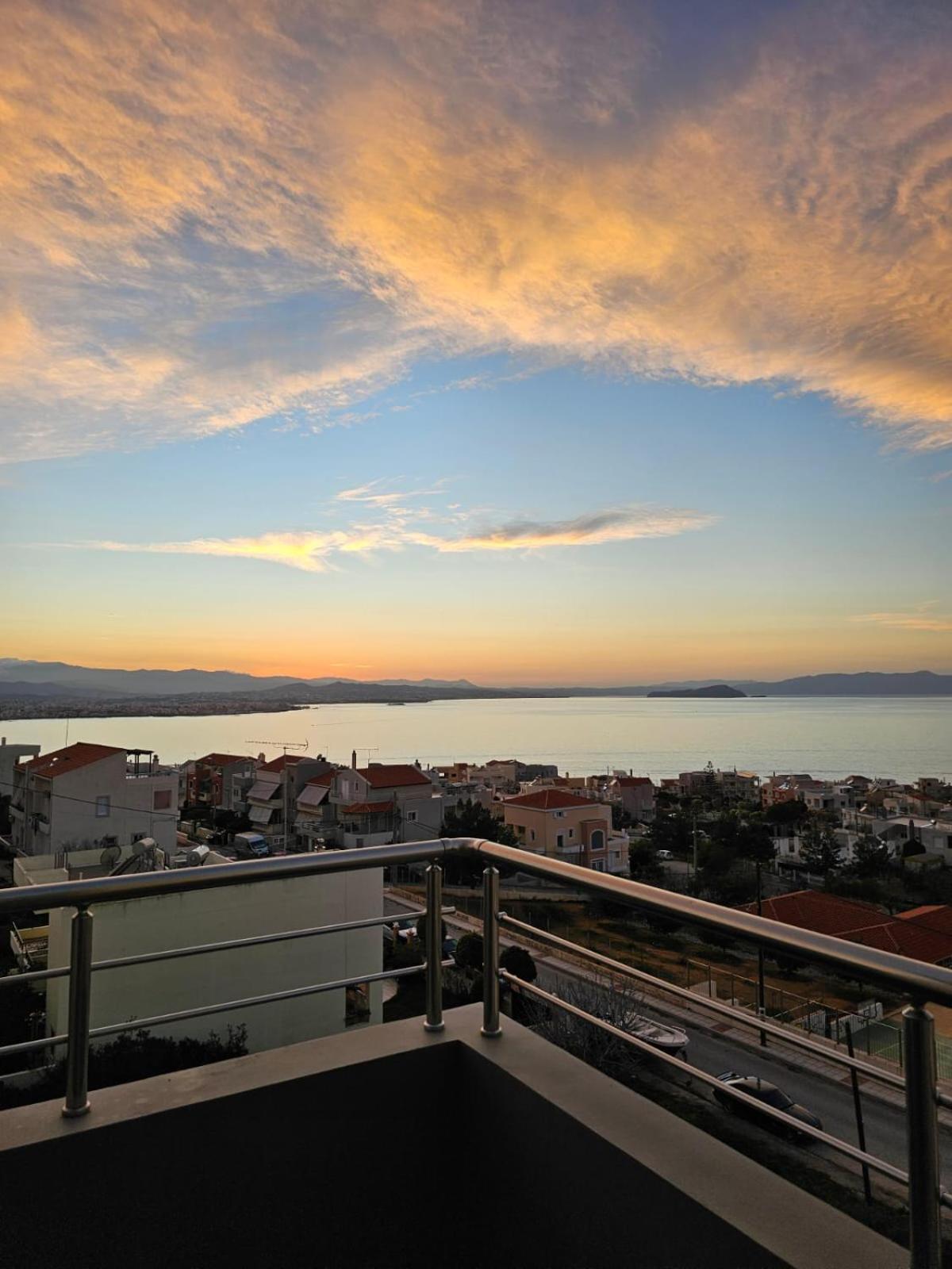 Overview Chania With Sea View And Amazing Sunset Exteriér fotografie
